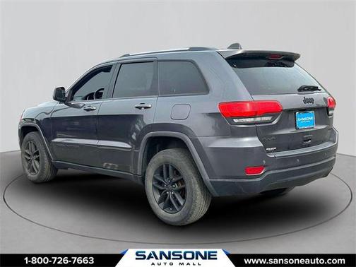 2017 Jeep Grand Cherokee Laredo
