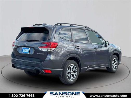 2022 Subaru Forester Premium