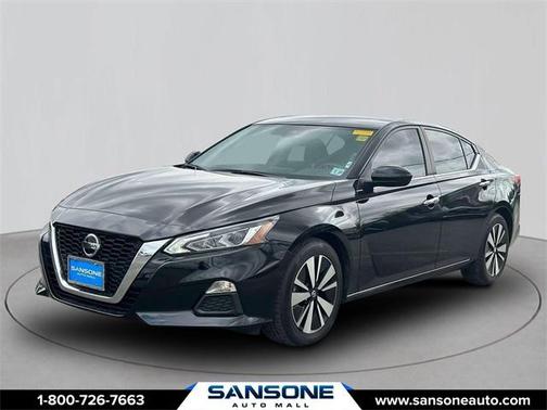 2022 Nissan Altima 2.5 SV