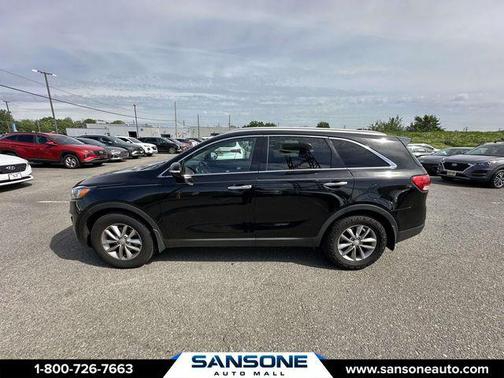 Ebony Black 2018 Kia Sorento LX