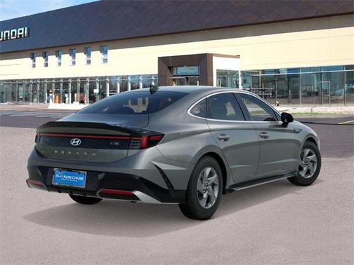 2026 Hyundai SONATA SE