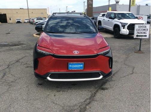2025 Toyota bZ4X Limited