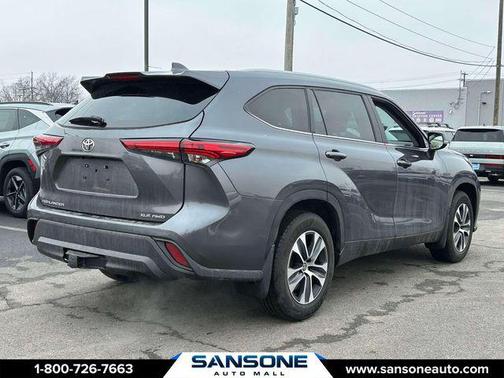 2023 Toyota Highlander XLE