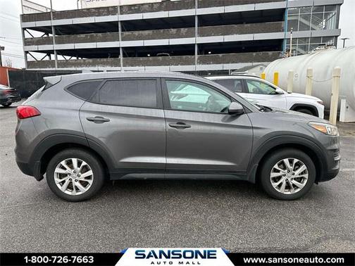2020 Hyundai TUCSON SE