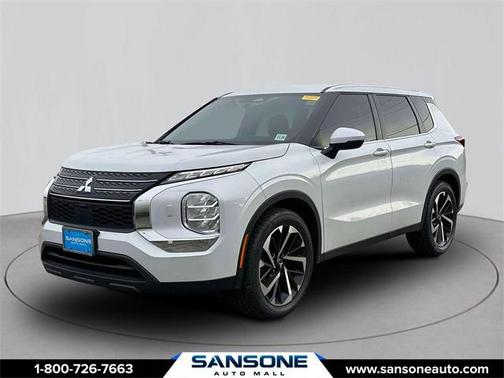 2022 Mitsubishi Outlander ES