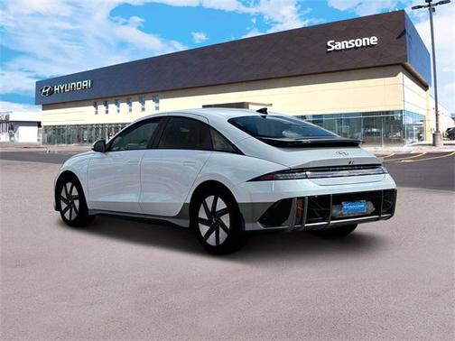 2025 Hyundai IONIQ 6 SE