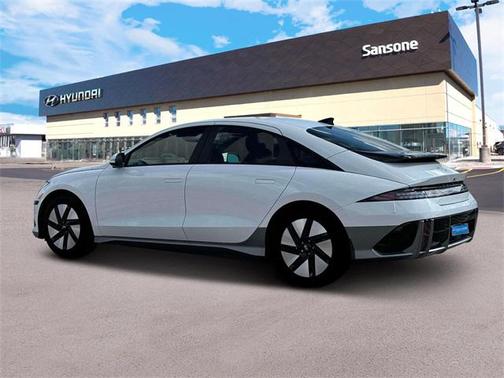 2025 Hyundai IONIQ 6 SE