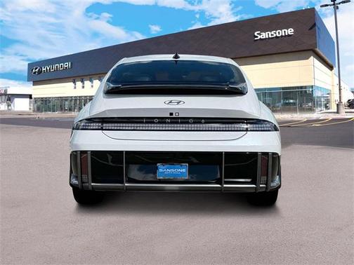 2025 Hyundai IONIQ 6 SE