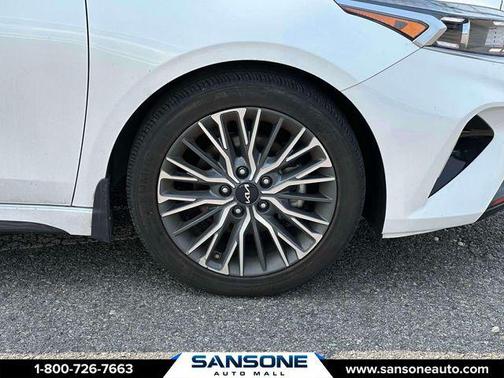 Snow White Pearl 2023 Kia Forte GT-Line