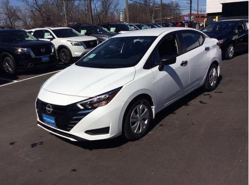 2025 Nissan Versa 1.6 S