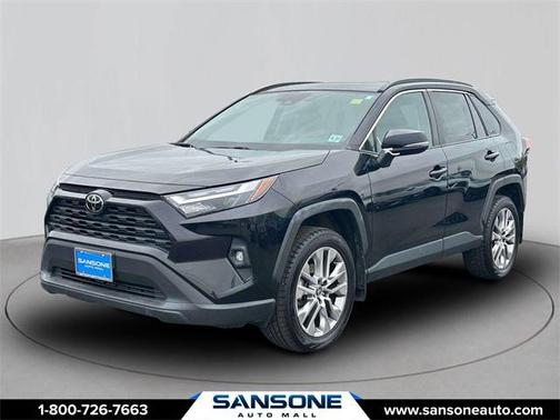 2022 Toyota RAV4 XLE Premium