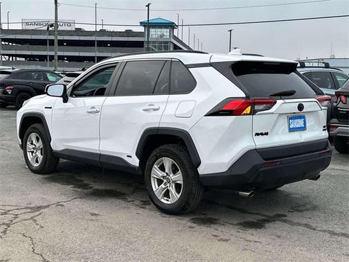 2021 Toyota RAV4 Hybrid XLE