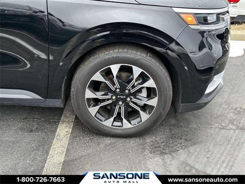 2024 Kia Carnival EX