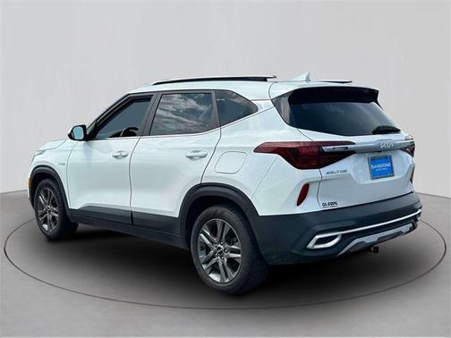 2022 Kia Seltos S