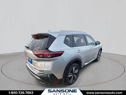 Brilliant Silver Metallic 2023 Nissan Rogue SL