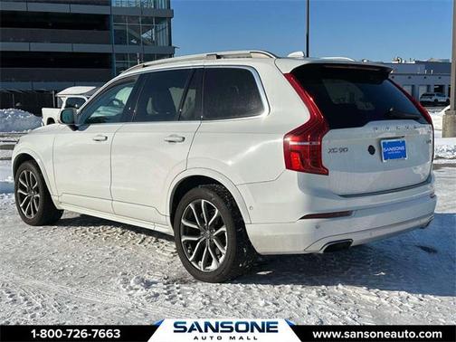 2019 Volvo XC90 T6 Momentum