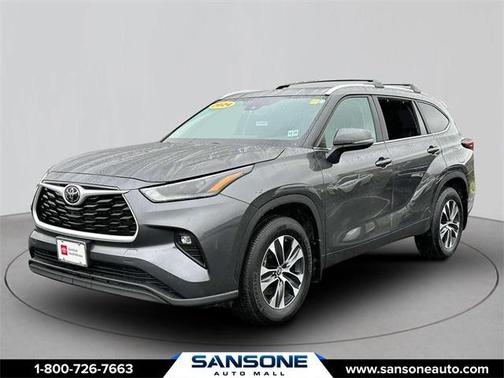 2024 Toyota Highlander XLE