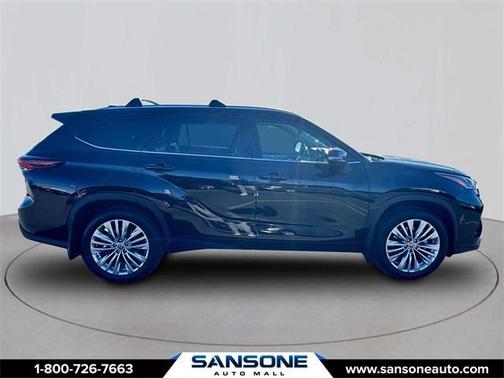 2025 Toyota Highlander Platinum