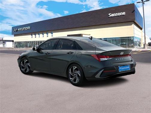 2025 Hyundai ELANTRA Sport