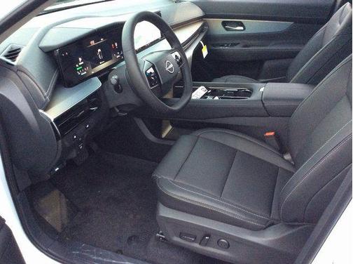 White Pearl 2026 Nissan Murano SL