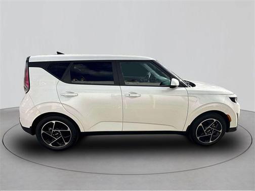 2023 Kia Soul EX