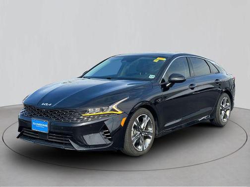 Ebony Black 2022 Kia K5 EX