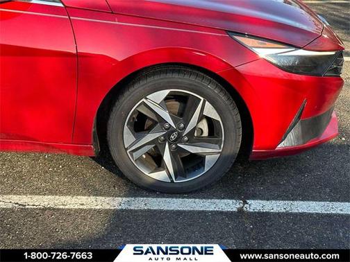 2022 Hyundai ELANTRA SEL
