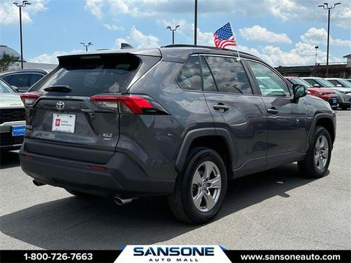 2022 Toyota RAV4 XLE