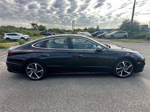 2023 Hyundai SONATA SEL Plus