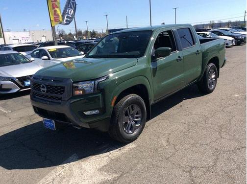 2025 Nissan Frontier SV