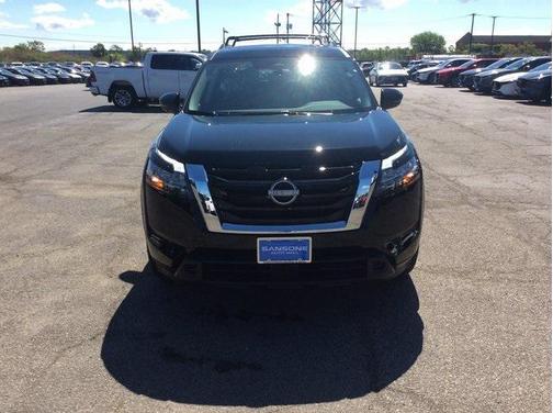 2025 Nissan Pathfinder SV 4WD
