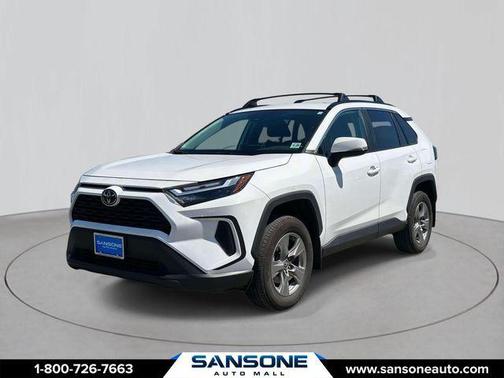 Ice Cap 2024 Toyota RAV4 XLE