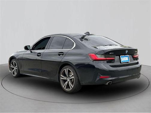 2019 BMW 330 xDrive