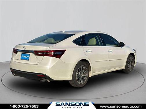 2016 Toyota Avalon XLE