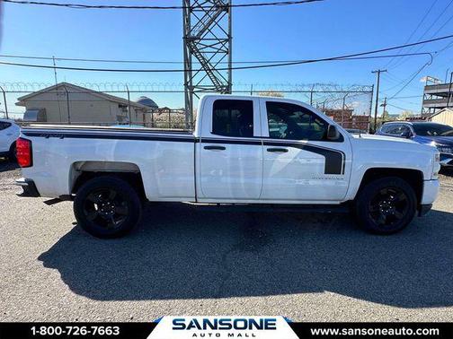 2017 Chevrolet Silverado 1500 Custom