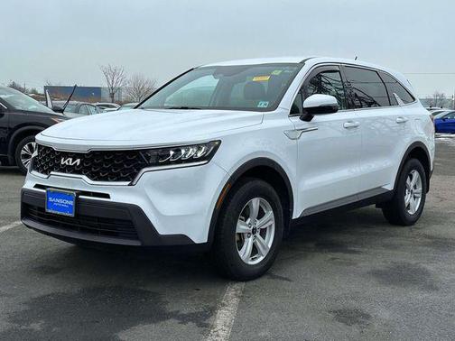 2023 Kia Sorento LX