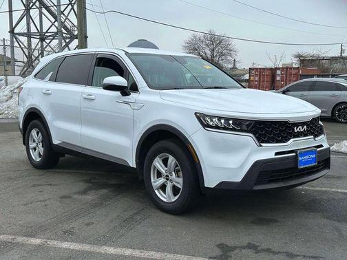 2023 Kia Sorento LX