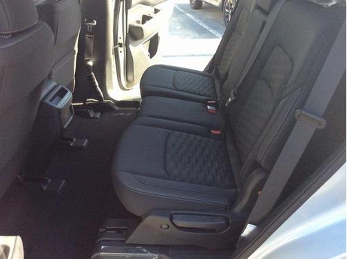 2025 Nissan Pathfinder S 4WD