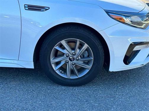 2020 Kia Optima LX