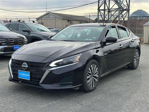 2023 Nissan Altima 2.5 SV