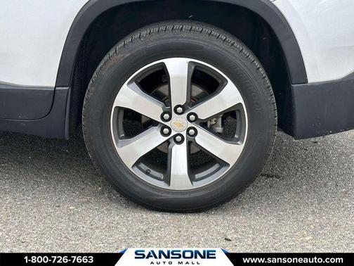 Silver Ice Metallic 2019 Chevrolet Traverse LT Leather
