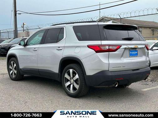 Silver Ice Metallic 2019 Chevrolet Traverse LT Leather