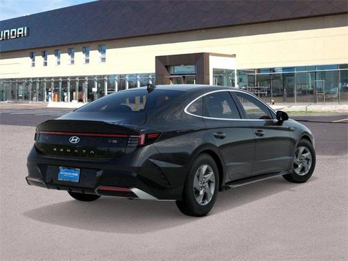2025 Hyundai SONATA SE