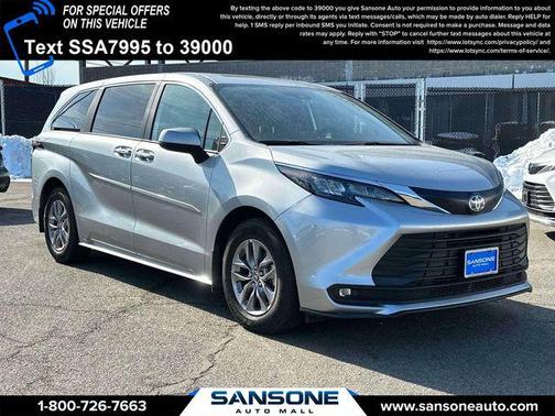 2025 Toyota Sienna XLE