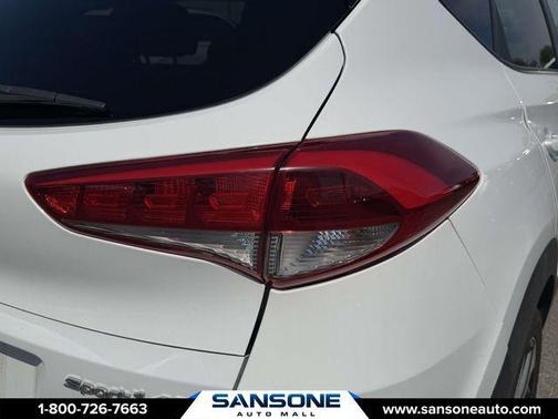 Winter White 2016 Hyundai TUCSON Sport