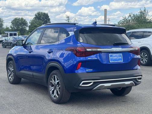 Neptune Blue 2022 Kia Seltos EX