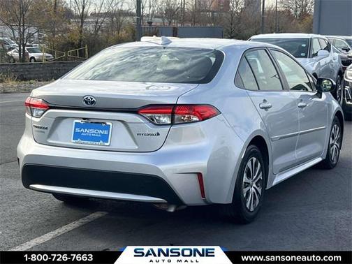 2022 Toyota Corolla Hybrid LE