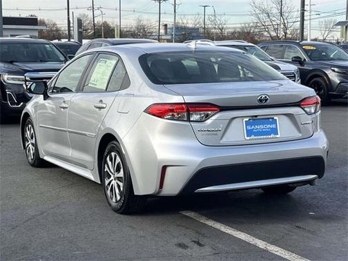 2022 Toyota Corolla Hybrid LE
