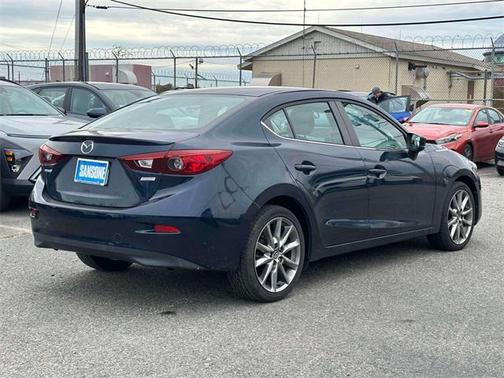 2018 Mazda Mazda3 Touring