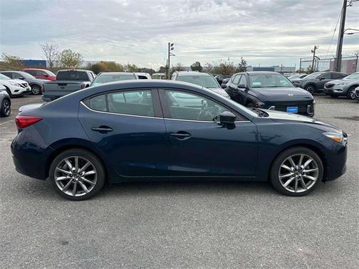 2018 Mazda Mazda3 Touring
